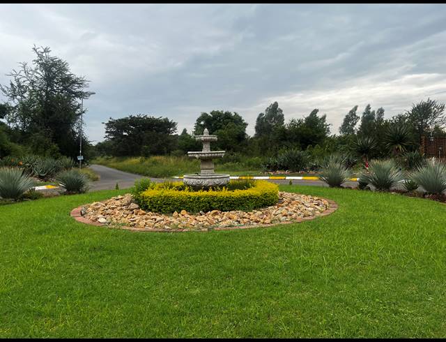 2 BEDROOM APARTMENT FOR SALE IN KARENPARK